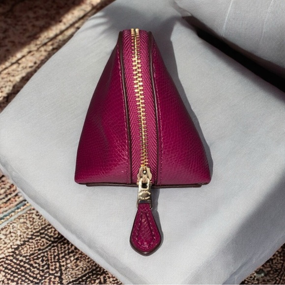 Coach Pebbled Leather Zip Around Cosmetic Pouch in Pink Orchard EUC - Picture 3 of 11